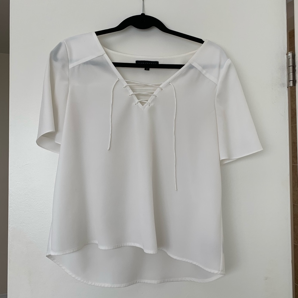 White flowy top worn a handful of times!!